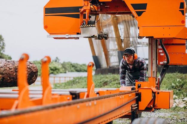 carpenter-working-sawmill-wood-manufacture_1303-22882 carpenter-working-sawmill-wood-manufacture_1303-22882