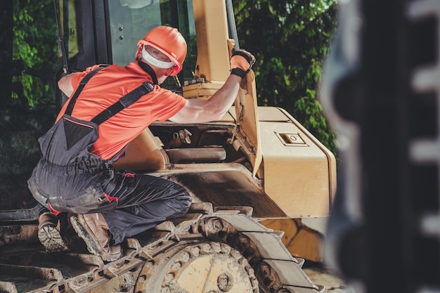 man-working-construction-vehicle_1048944-27668957 man-working-construction-vehicle_1048944-27668957