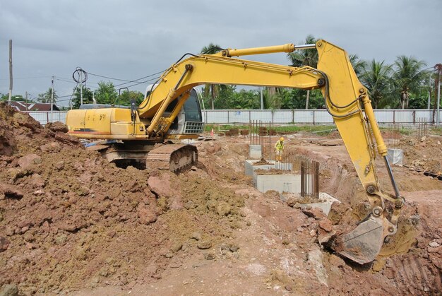 yellow-construction-site-against-sky_1048944-30888494 yellow-construction-site-against-sky_1048944-30888494